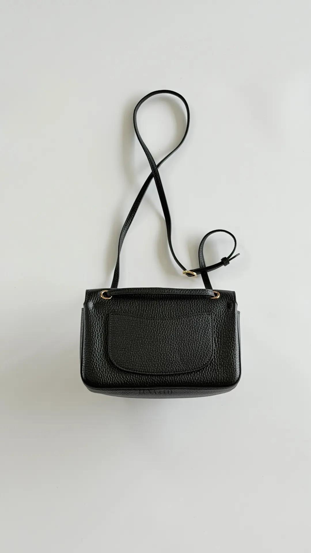 1788294031.7525qRXomaRaTEbatch_5edc9d39-944f-4fb9-8d98-8dd54210e0b4.jpg