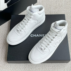 CHANEL 카프스킨&화이트 남성 스니커즈