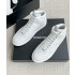 CHANEL 카프스킨&화이트 남성 스니커즈