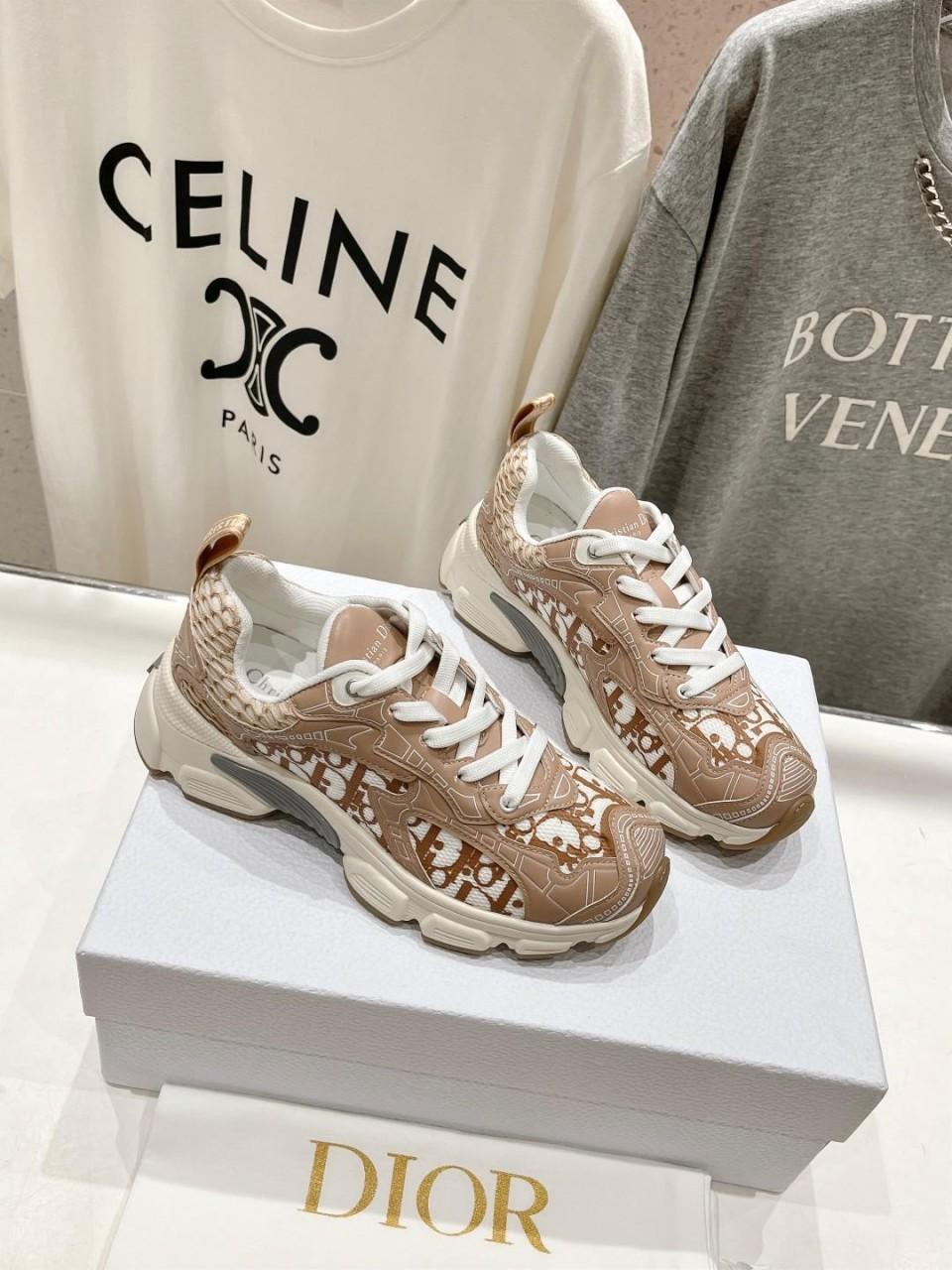 Dior 24SS Vibe 스니커즈