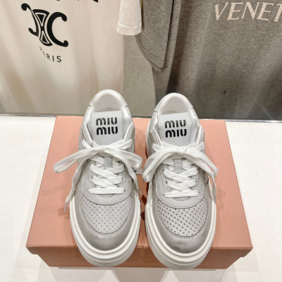 MIUMIU 24ss 블리치드 가죽 스니커즈