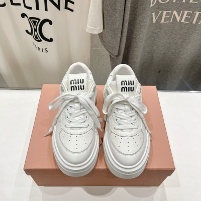 MIUMIU 24ss 블리치드 가죽 스니커즈