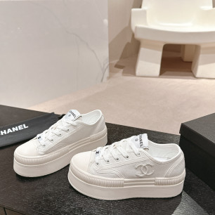 CHANEL| 𝟐𝟎𝟐𝟒B 스니커즈