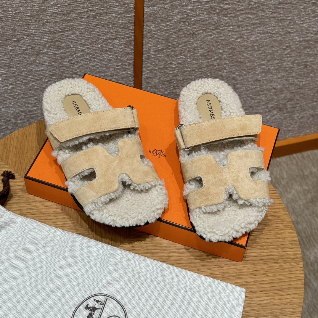[하이앤드]에르메스 CHYPRE SANDAL