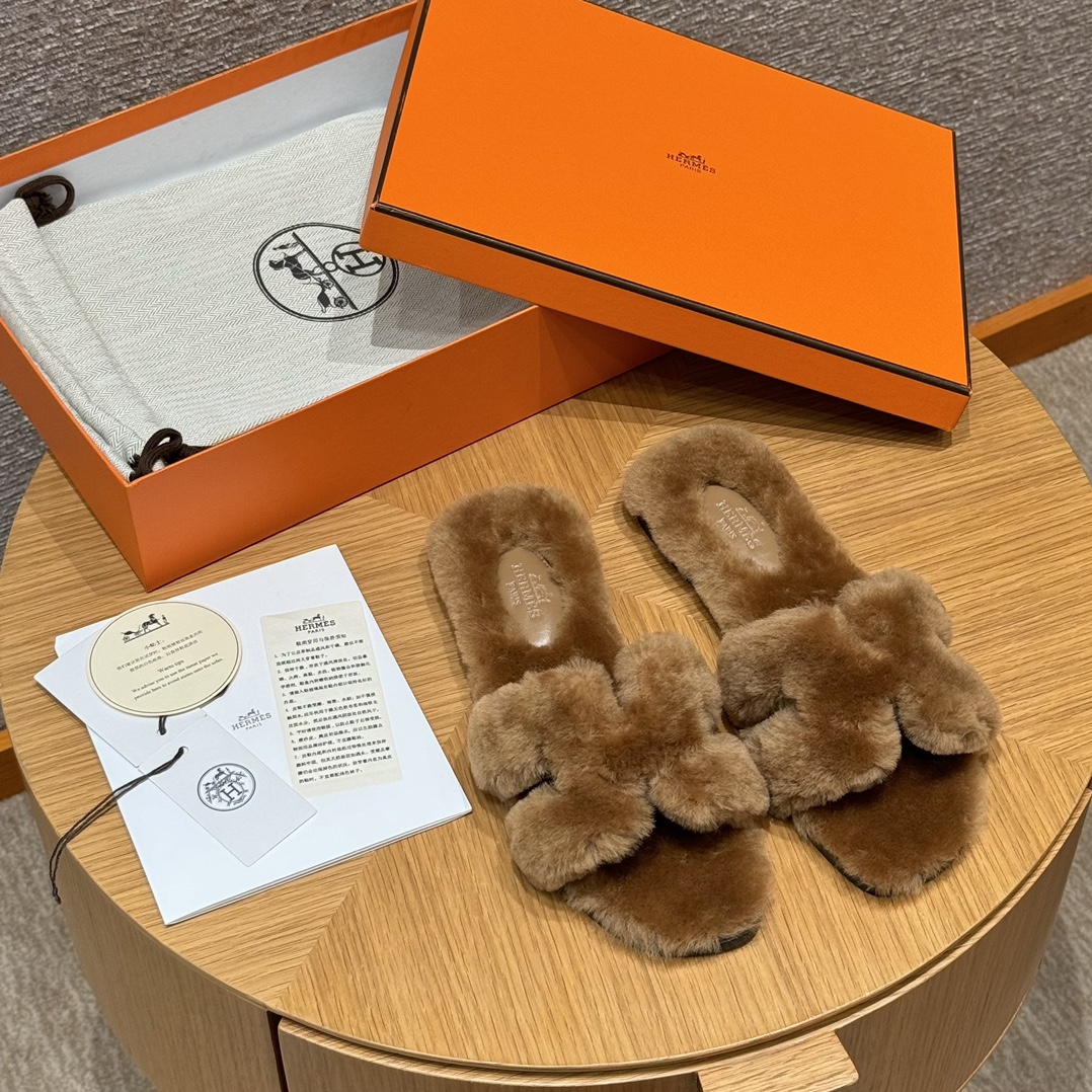 [하이앤드]에르메스 오란 샌들 울스킨