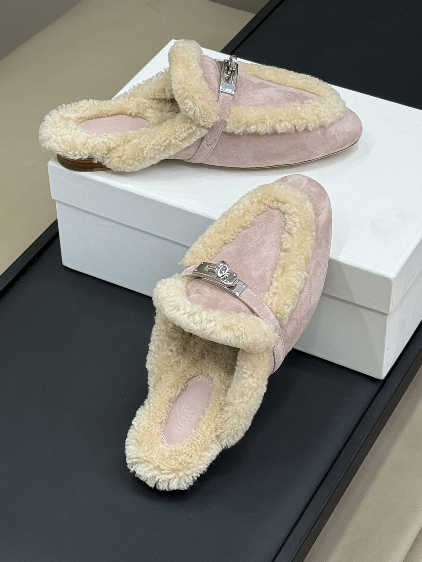 에르메스 Oz 뮬