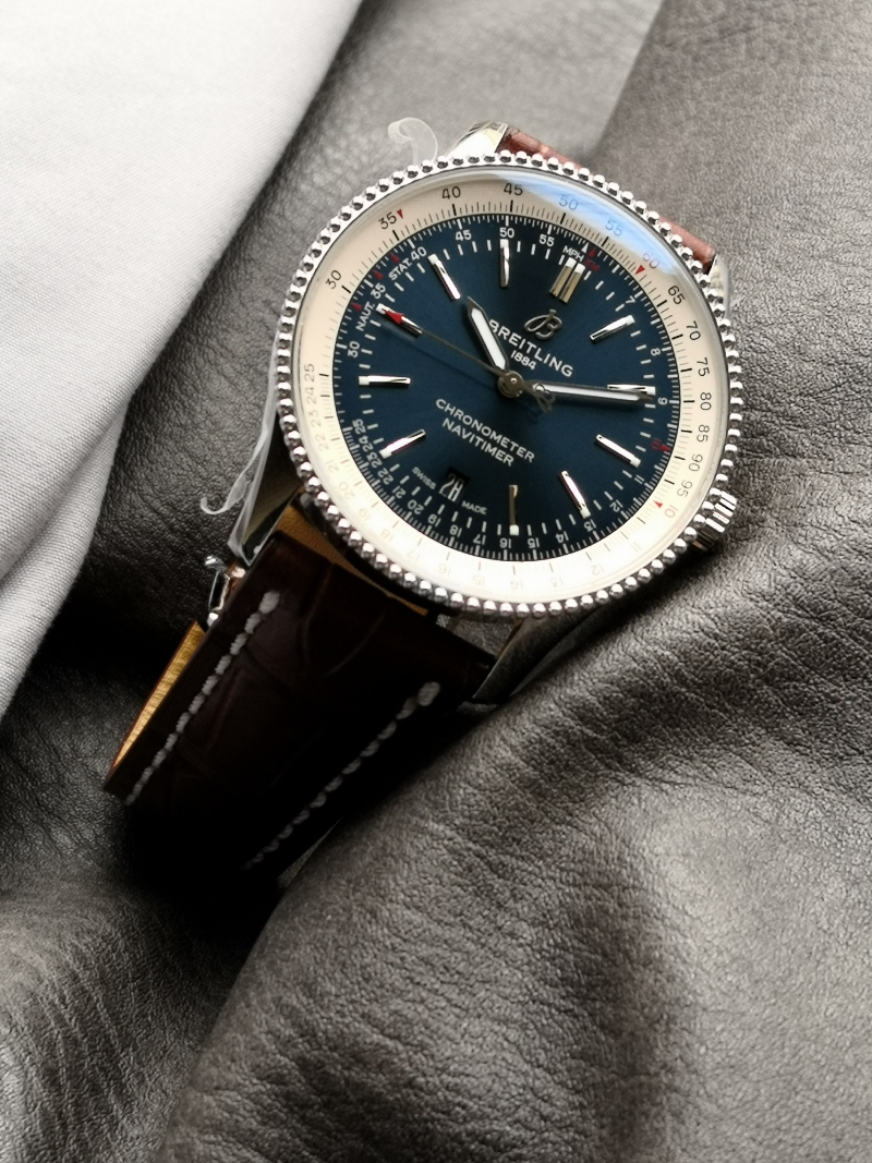 Breitling Navigation Timer 1 오토41mm