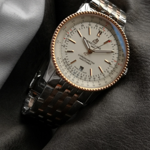 Breitling Navigation Timer 1 오토41mm