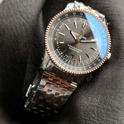 Breitling Navigation Timer 1 오토41mm