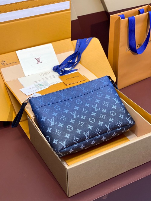 LOUIS VUITTON 루이비통 포쉐트 보야주 수플 M11545 (해외최상급)