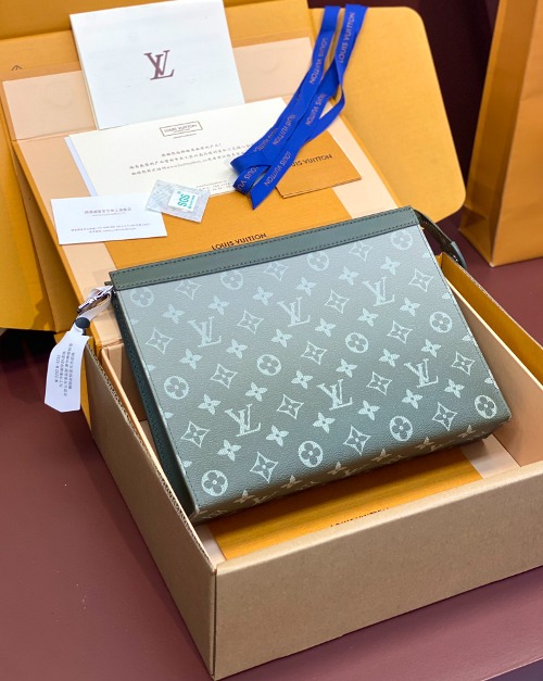 LOUIS VUITTON 루이비통 포쉐트 보야주 MM - M61692 (해외최상급)