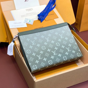 LOUIS VUITTON 루이비통 포쉐트 보야주 MM - M61692 (해외최상급)