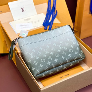 LOUIS VUITTON 루이비통 포쉐트 보야주 수플 M11545 (해외최상급)