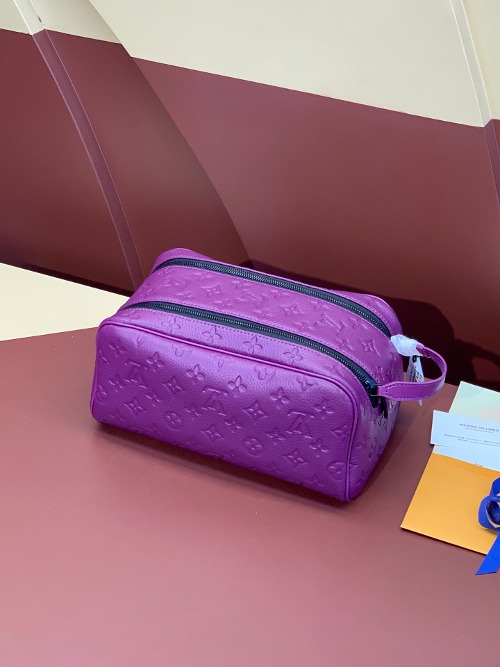 LOUIS VUITTON 루이비통 돕 키트 토일렛 파우치 M44494 (해외최상급)