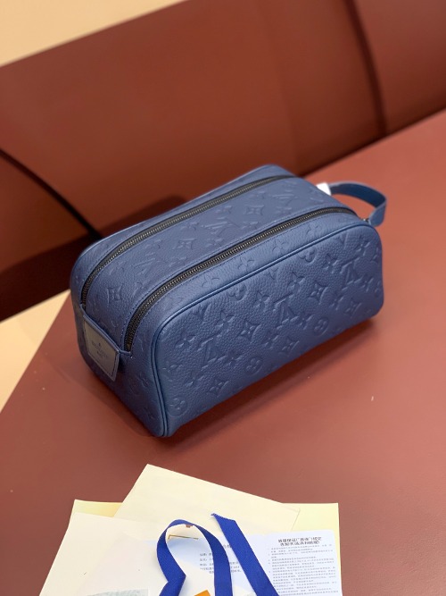 LOUIS VUITTON 루이비통 돕 키트 토일렛 파우치 M44494 (해외최상급)