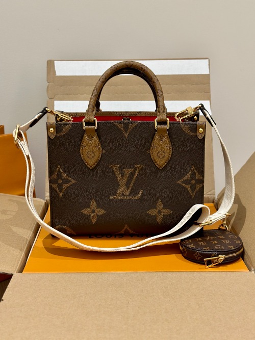 LOUIS VUITTON 루이비통 온더고 BB - M46839 (해외최상급)