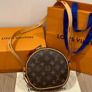 LOUIS VUITTON 루이비통 부아뜨 샤포 수플 PM (해외최상급)