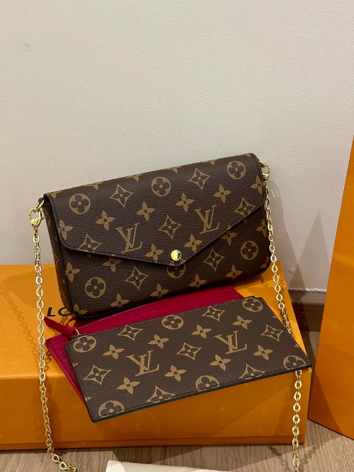 LOUIS VUITTON 루이비통 포쉐트 펠리시 모노그램 월렛 M61276 (해외최상급)