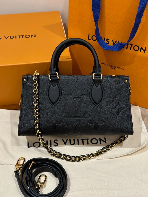 LOUIS VUITTON 루이비통 온더고 이스트 웨스트 (해외최상급)
