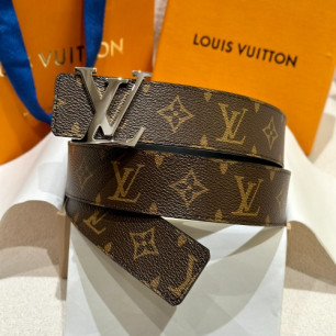 LOUIS VUITTON 루이비통 LV 이니셜 40mm 리버서블 벨트