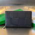 BOTTEGA VENETA 카세트 지퍼 지갑 649607