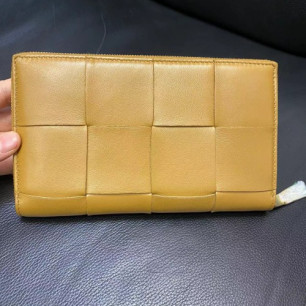 BOTTEGA VENETA 카세트 지퍼 지갑 649607