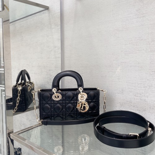 DIOR 레이디백 디조이 백 스몰 M0613
