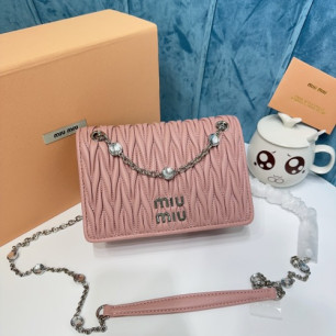 MIUMIU 마테라쎄 나파 레더 미니백 5BP065