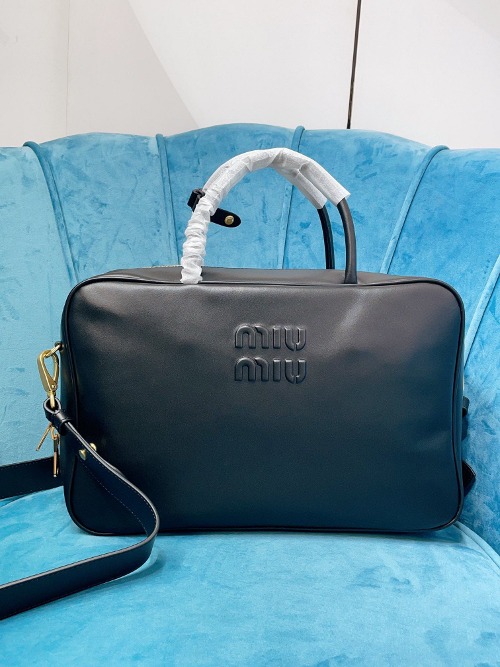 MIUMIU 가죽 탑 핸들백 5BB117