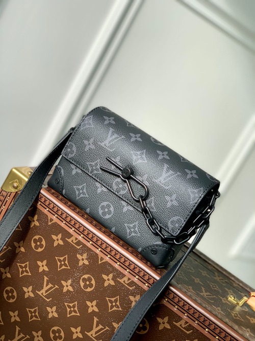LOUIS VUITTON 스티머 웨어러블 월릿 - M81746