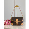 LOUIS VUITTON 모노그램 다이앤 숄더백 M46049