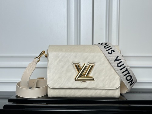 LOUIS VUITTON Twist PM Bag 크로스백 트위스트 M24758