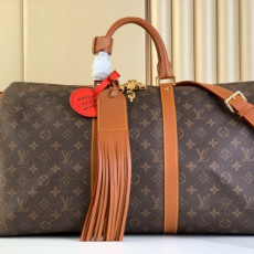 LOUIS VUITTON 키폴 반둘리에 50 - M11541