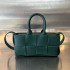 BOTTEGA VENETA 미니 아르코 토트백 776778