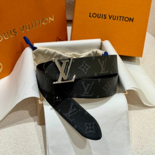 LOUIS VUITTON 루이비통 LV 이니셜 40MM 리버시블 벨트