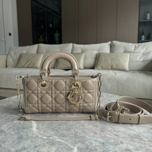 DIOR 레이디백 디조이 백 스몰 M0613