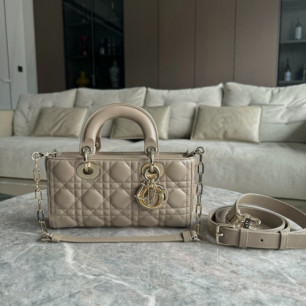 DIOR 레이디백 디조이 백 스몰 M0613