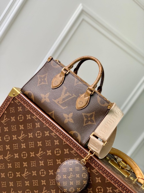 LOUIS VUITTON 온더고 이스트 웨스트 토트백 크로스백 M46653