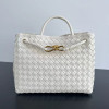 BOTTEGA VENETA 미디엄 안디아모 토트백 743572