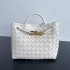 BOTTEGA VENETA 스몰 안디아모 토트백 743568