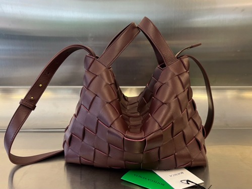 BOTTEGA VENETA 여성 인트레치아토 볼링 카세트 토트백 730327VMAY