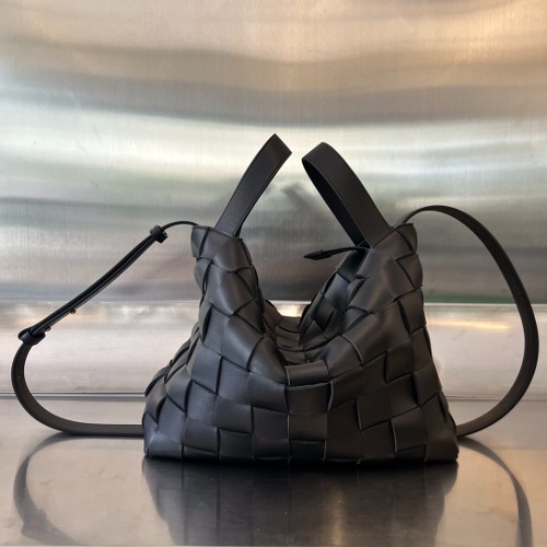 BOTTEGA VENETA 여성 인트레치아토 볼링 카세트 토트백 730327VMAY