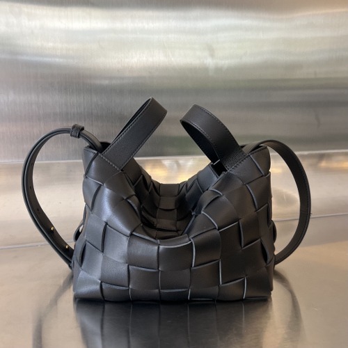 BOTTEGA VENETA 여성 인트레치아토 볼링 카세트 토트백 730327VMAY
