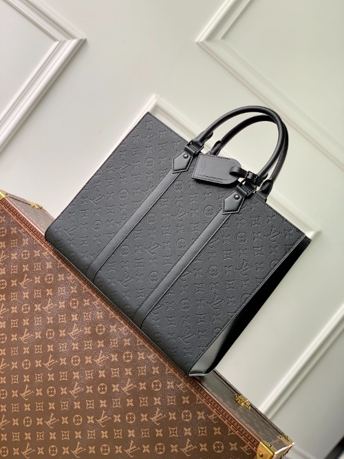 LOUIS VUITTON 삭 플라 24H - M24786