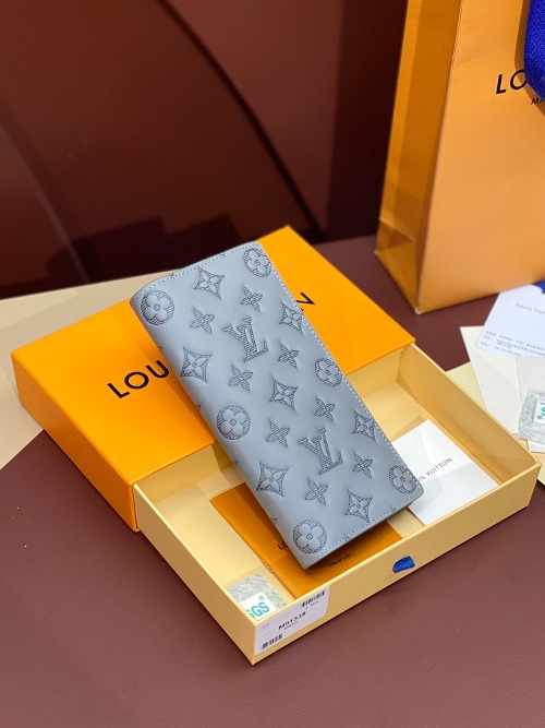 LOUIS VUITTON 브라짜 월릿 모노그램 섀도우 M81335