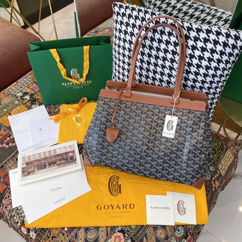 GOYARD 벨샤스 토트백