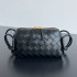 BOTTEGAVENETA 인트레치아토 크로스백 794258