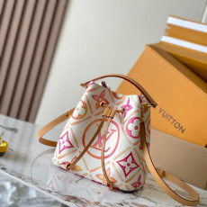 LOUIS VUITTON 네오노에 BB 토트백 모노그램 M25315