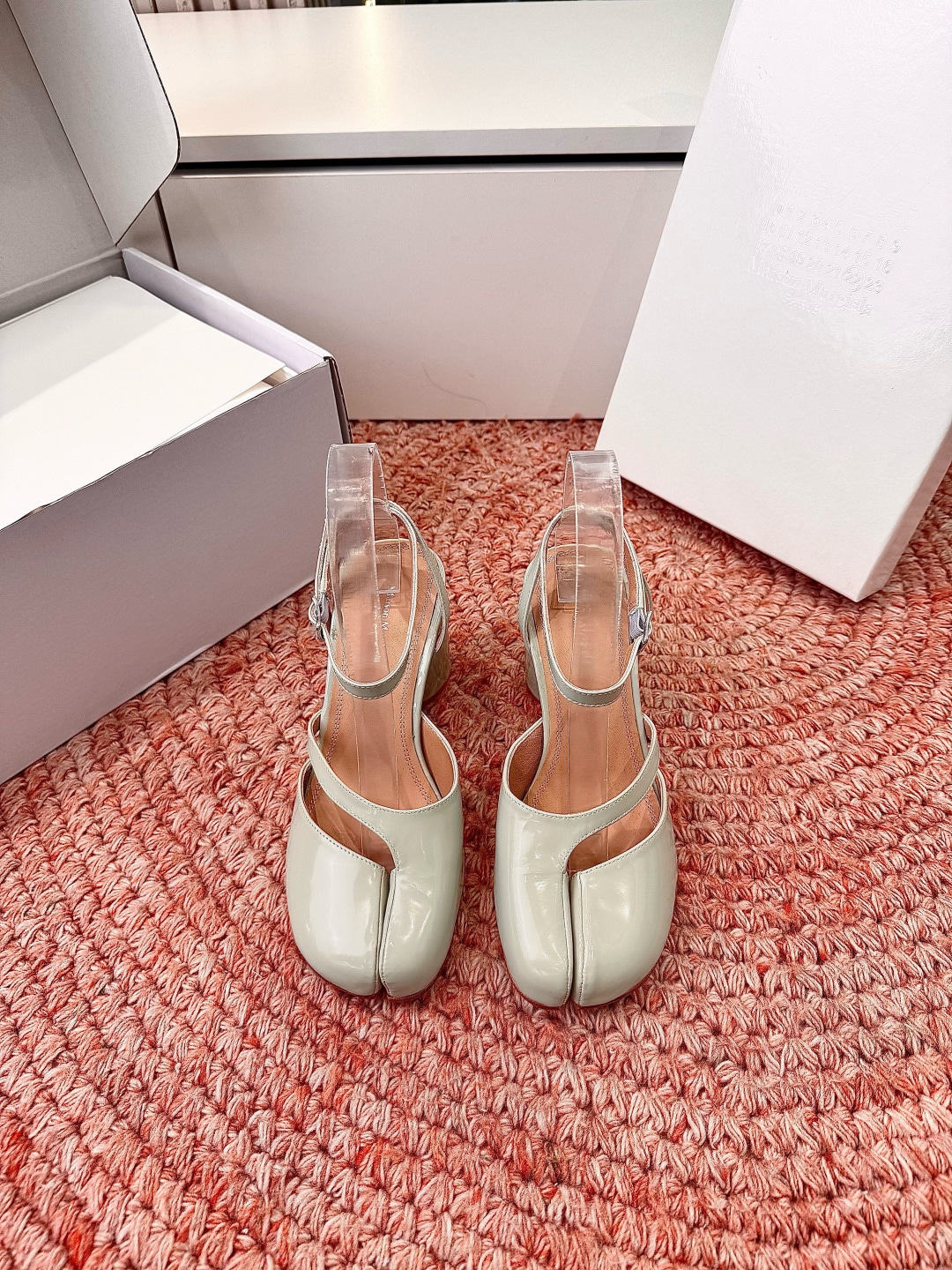 마르지엘라 타비 펌프 샌들 8.5cm