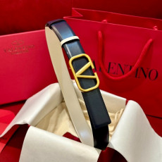 VALENTINO 발렌티노 VLogo Signature 30 리버서블 레더 벨트 5W2T0T15ZFRC34